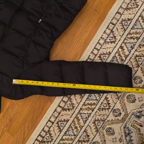 ST. JOHN'S BAY WOMEN'S BLACK HOODED ZIPPERED COAT SIZE LARGE - Picture 13 of 15